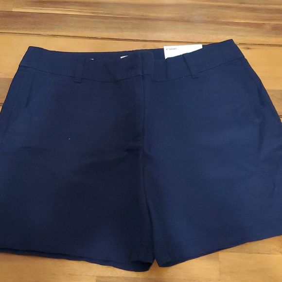 LOFT Pants - Loft outlet 6 inch Short  navy blue Mid Rise. B- 0129